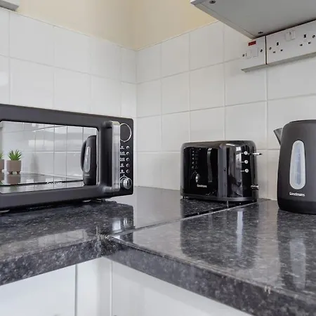 Hyde Park 4 Bedroom Superior *