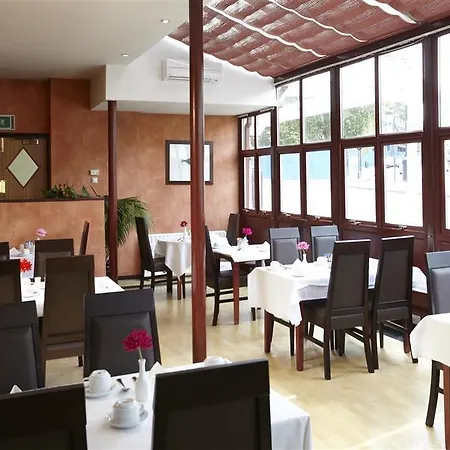 Western Cumberland Hotel
