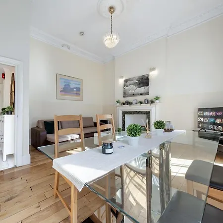 Lejlighed Flat In Baker Street