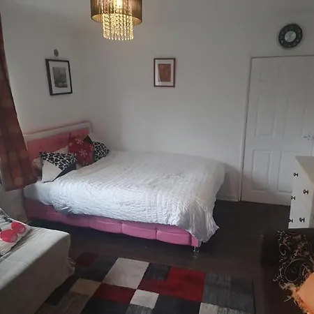 Kfot Cosy Studio Flat, Stockwell London