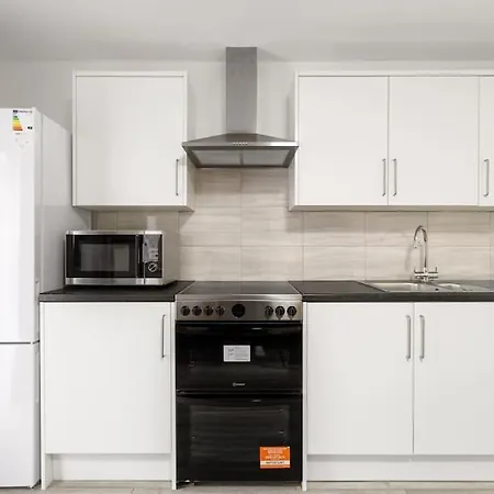 Stylish In Mill Hill Edgware
