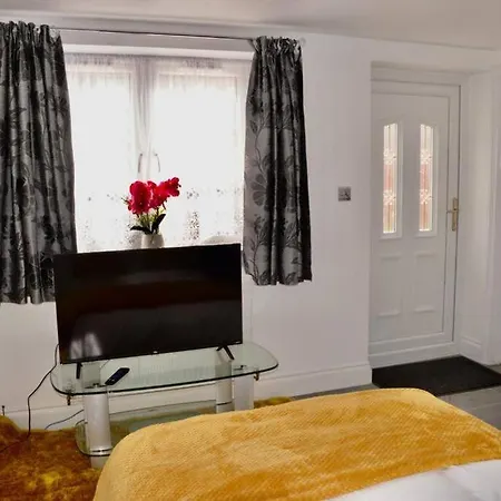 The White House Retreat Apartment London
