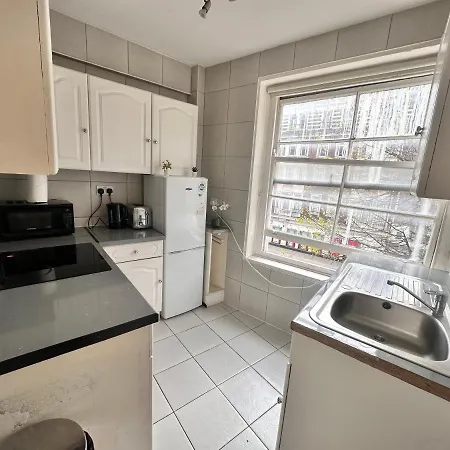 Apartment Lovely Compact Budget Flat In Central London