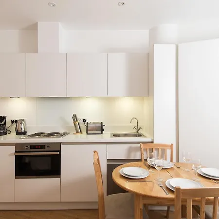 My Piccadilly Circus Apartment London