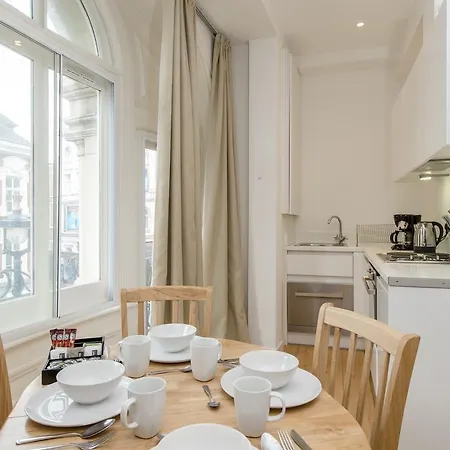 My Piccadilly Circus Apartment *