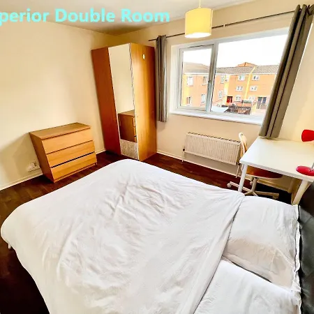 Palace - Excellent In Zone 1 * London
