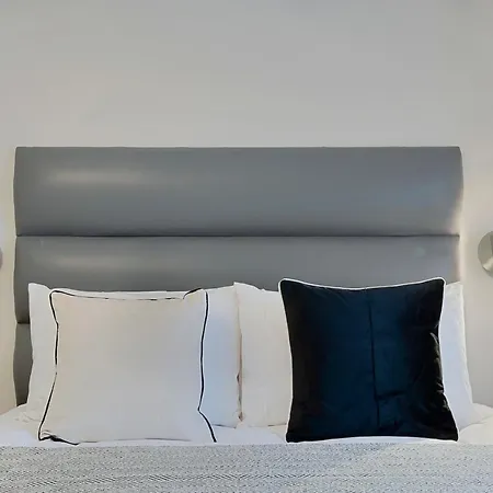 아파트 Cleveland Residences Paddington *