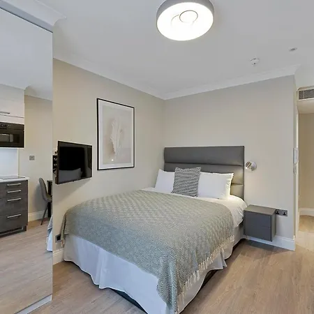 Апартаменты Cleveland Residences Paddington