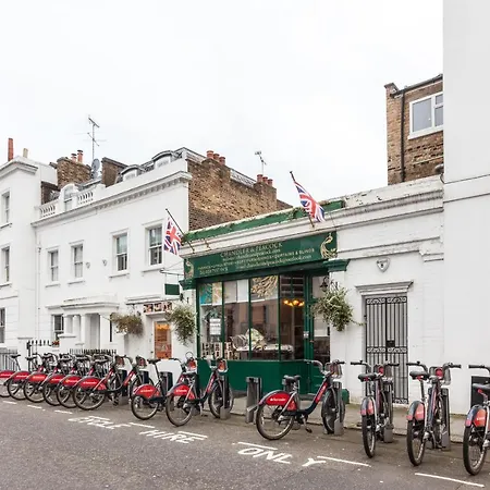 Kensington Nest Serviced House Holiday home
