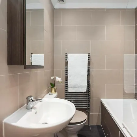 بيت للعطل Kensington Nest Serviced House لندن