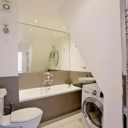 4 Bed Duplex Garden Views London