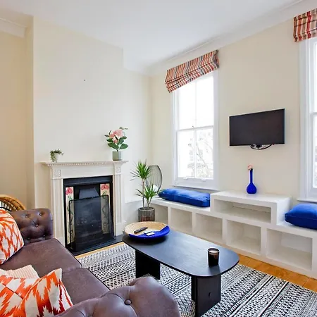 4 Bed Duplex Garden Views Apartment