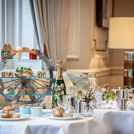 Szálloda The Kensington 5*