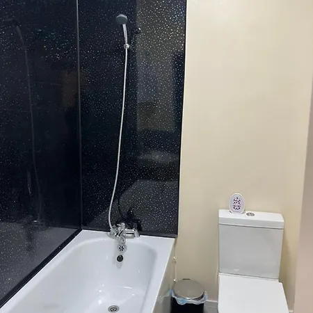 Apartment Small Cosy 2 Flat With 2 Double Beds