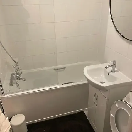 Two Bedroom Flat In Greenwich Near The 02 *