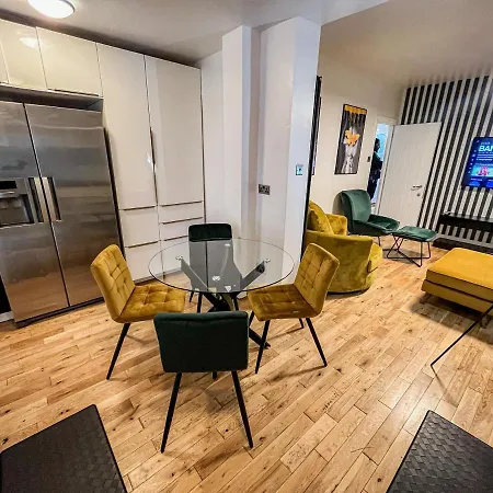 Holiday home Swanky Townhouse In The Heart Of East London