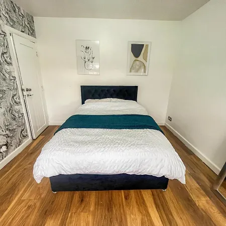 Holiday home Swanky Townhouse In The Heart Of East