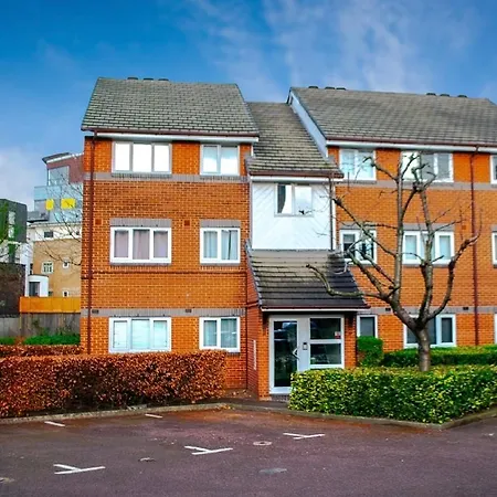 Homely And Stylish Bermondsey With Parking *