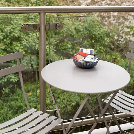 Apartment Large One Bedroom Flat With Balcony Close To The By Underthedoormat