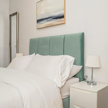 Lägenhet Luxury 5 Star - Parking, Garden, Nr Greater Metro Stations London