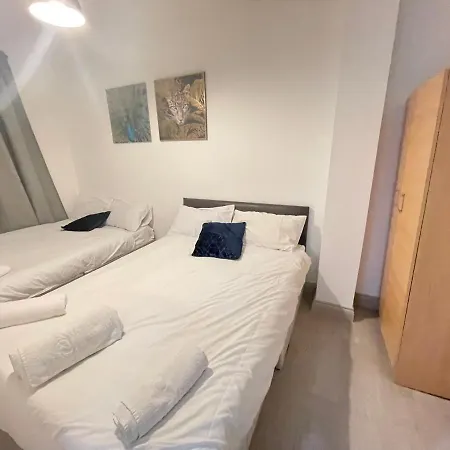 Apartment 424 Edgwar Road London