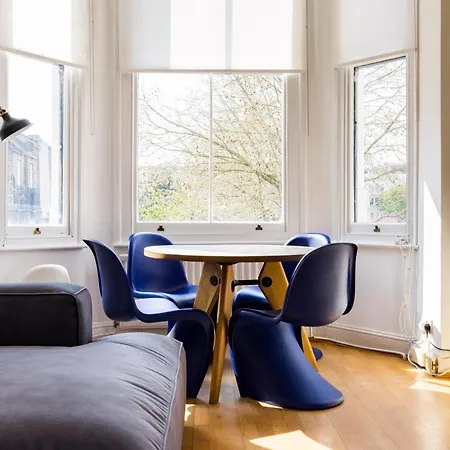 Apartment Stylish & Spacious Notting Hill Loft *
