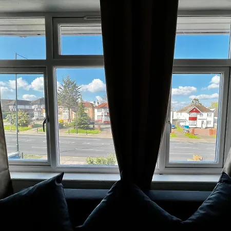 Luxury Near Wembley Stadium, Wembley Arena, Designer Outlet