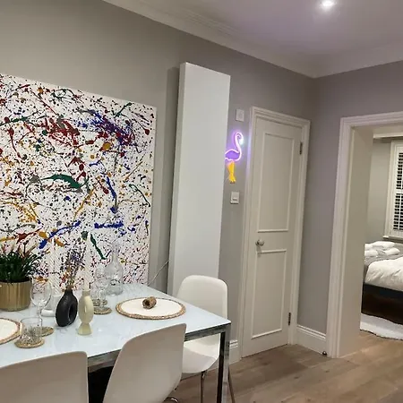 Stunning South Kensington Flat *
