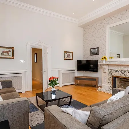 Queensgate Court Aparthotel Londra