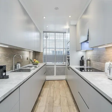 Modern Lovely 2 Bed Hyde Park With Ac London
