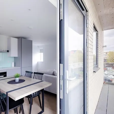Stayinn Aldgate Apartment London