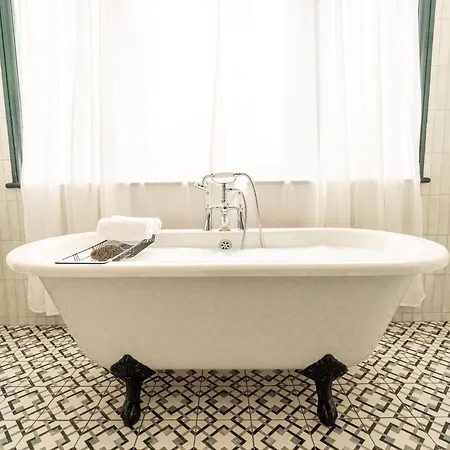 The Crown Locanda