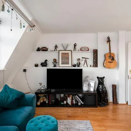 Hyde Park Rooftop Apartment