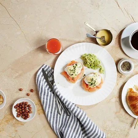 Hotel Marriott Kensington 4*