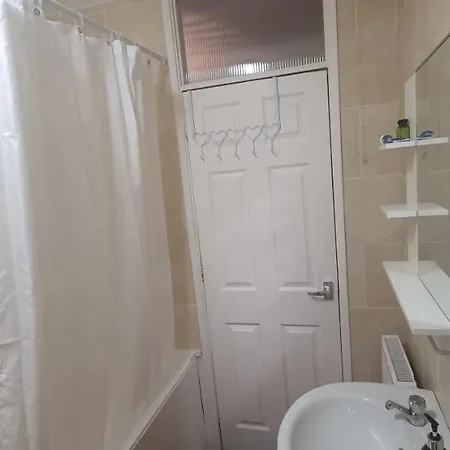 Kfot Cosy Studio Flat, Stockwell * London