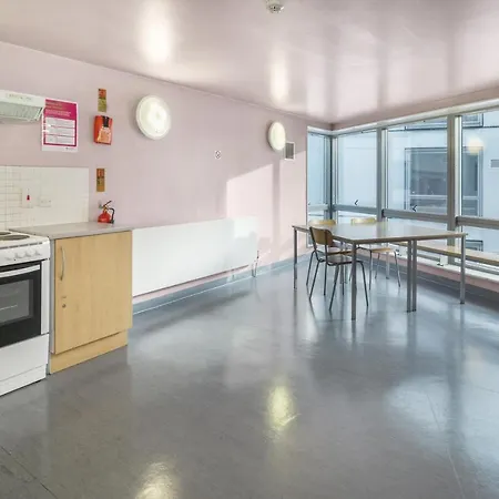 Hostel Friendship House Londra