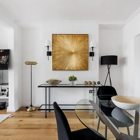 Holiday home Knightsbridge Emerald By Dena Elite Collection London