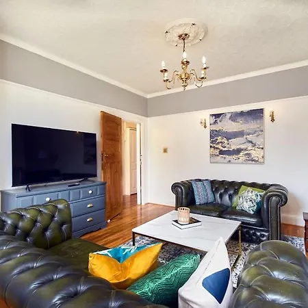 Holiday home Large London With Free Parking