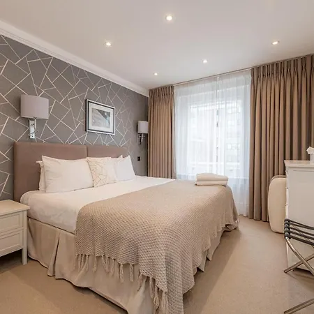 Queensgate Court Londra