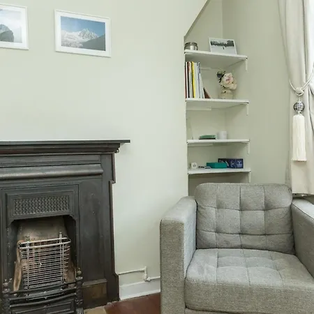 Fantastic 2 Bedroom In Waterloo