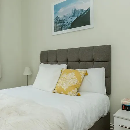 Fantastic 2 Bedroom In Waterloo *
