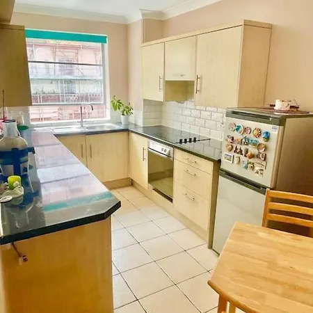 1 Bedroom Near Hyde Park London