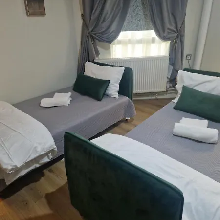 Apartment Gloucester Gardens