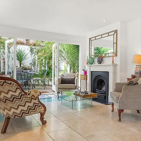 Holiday home Veeve - Heart Of Hampstead *