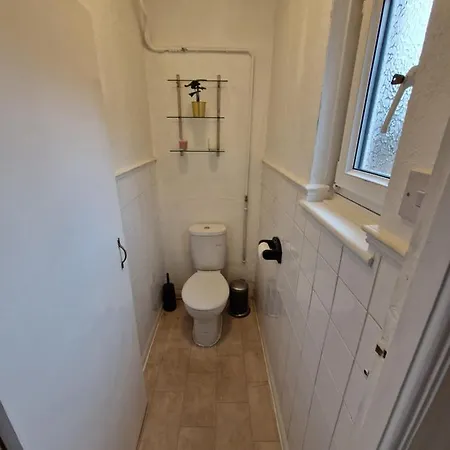 Finchley Holidays Apartment
