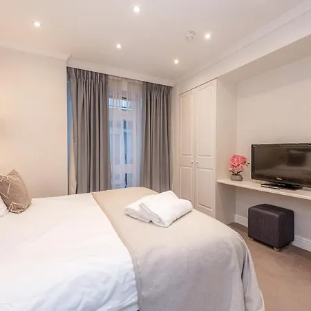 Apart-hotel Manson Place 4*