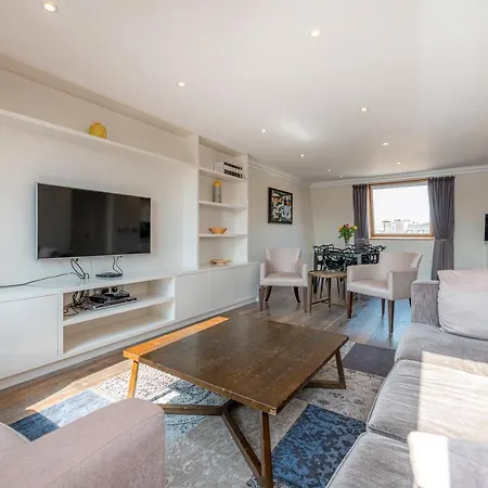 Apart-hotel Manson Place 4*