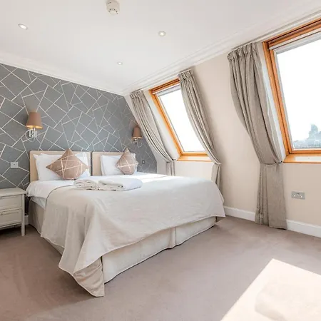 Aparthotel Manson Place