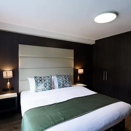 Penywern Earls Court *