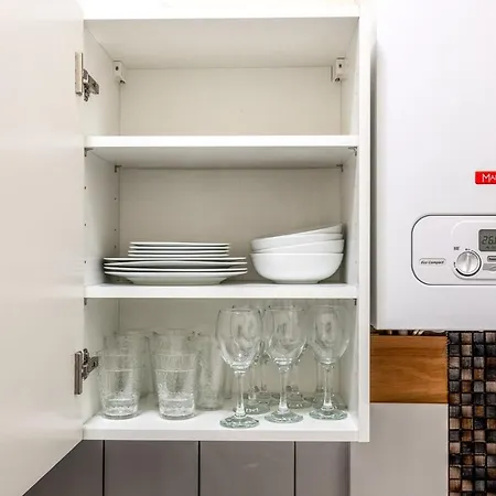 Cozy One Bedroom Apartment